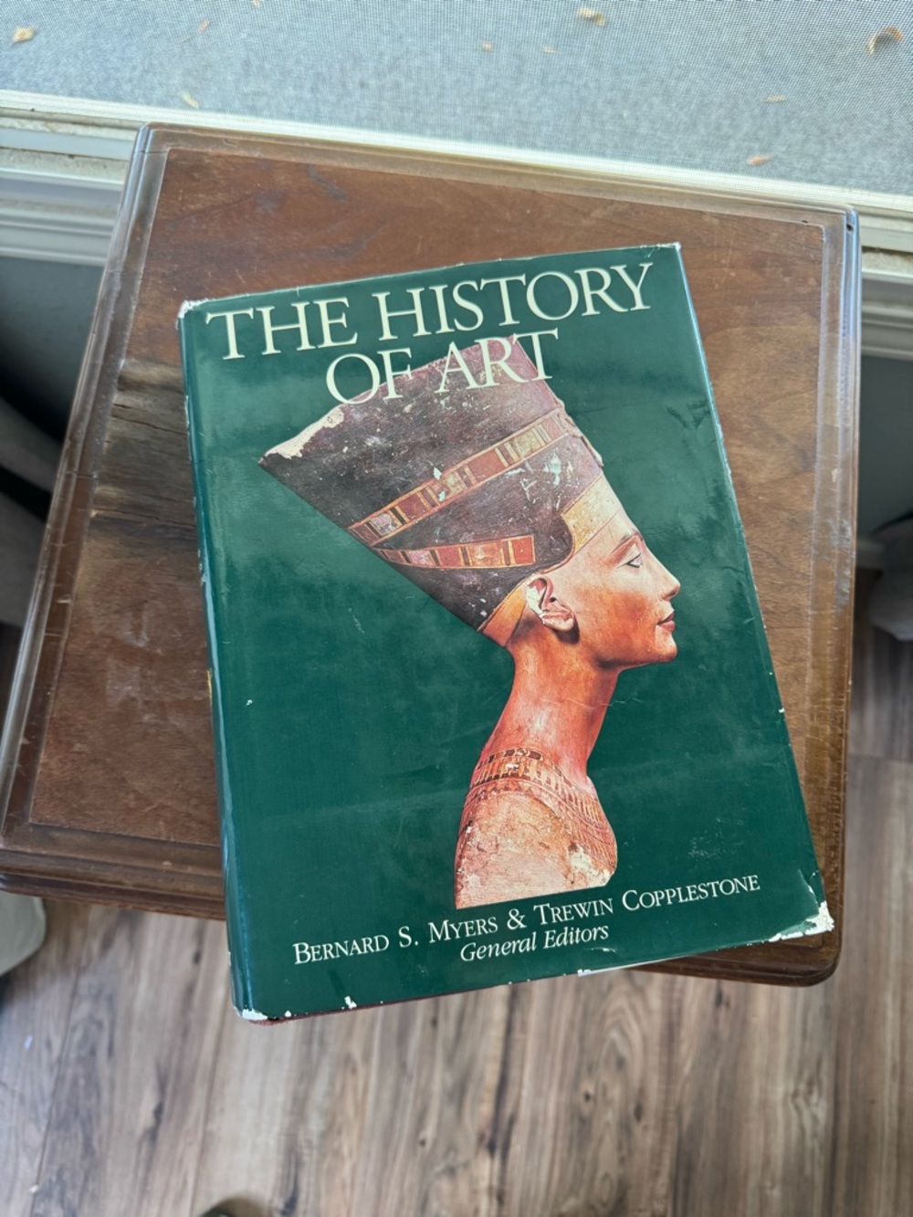The History of Art Hardcover TableBook - Green Cover with Egyptian Bust